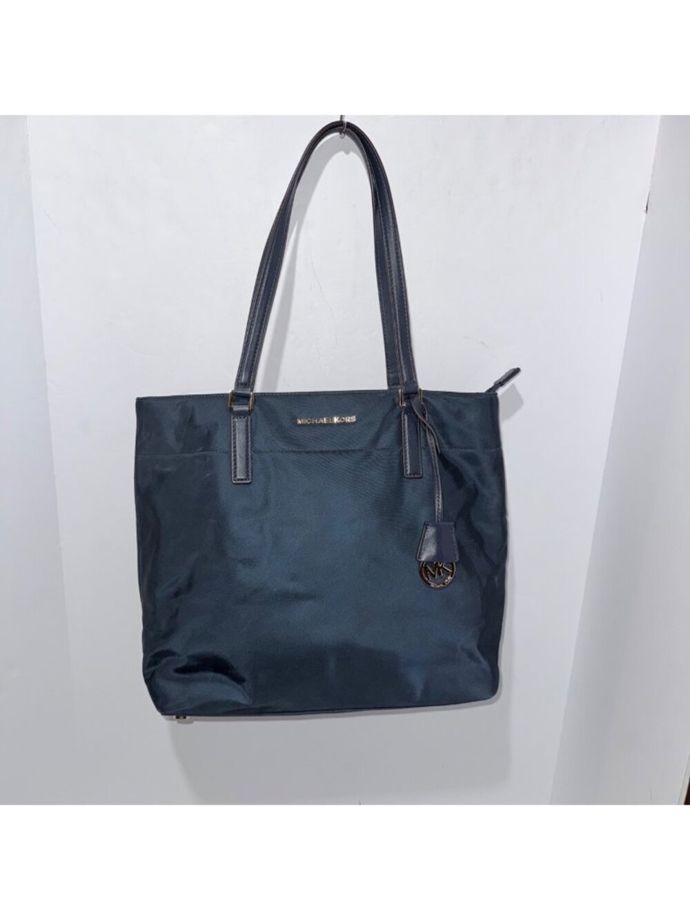 Michael Kors Morgan Large Nylon Tote Bag – Navy Blue/Graphite